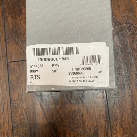 NWT Everlane The '90s Flat in Black Leather - Picture 10 of 14